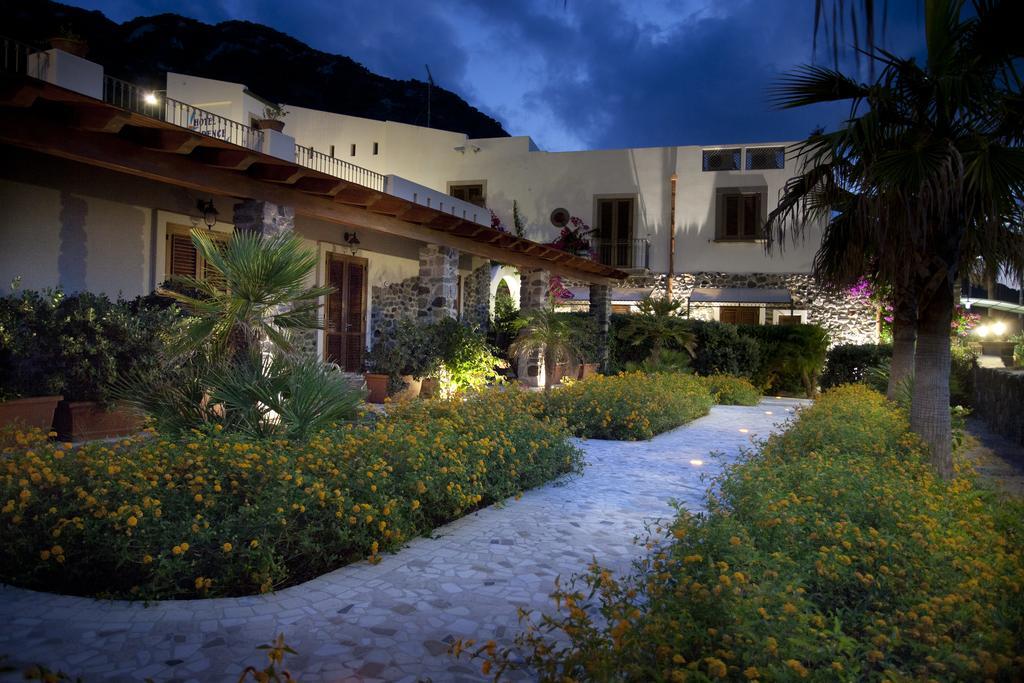 Hotel Residence Acquacalda Lipari  Eksteriør bilde