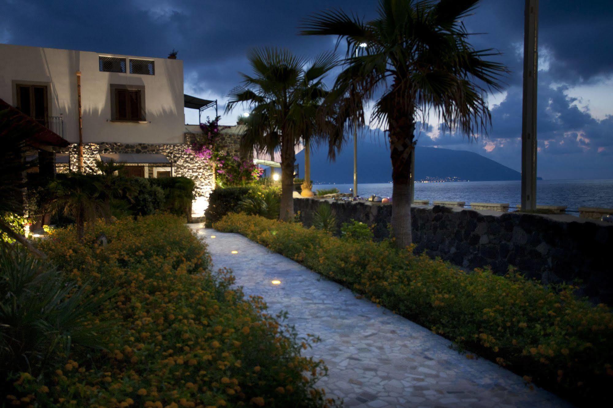 Hotel Residence Acquacalda Lipari  Eksteriør bilde